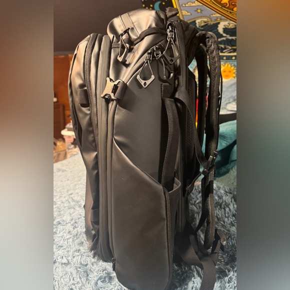 Wandrd 35L transit backpack - Picture 15 of 16